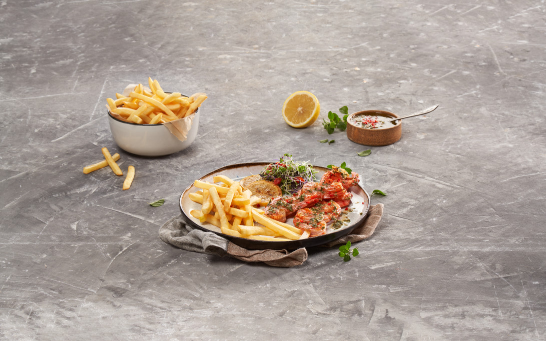 Súper crujiente straight cut fries