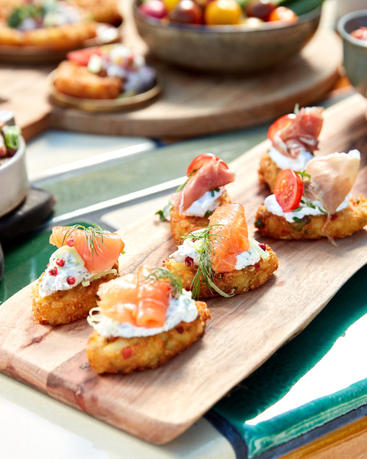 Mini hash brown oval with vegetables