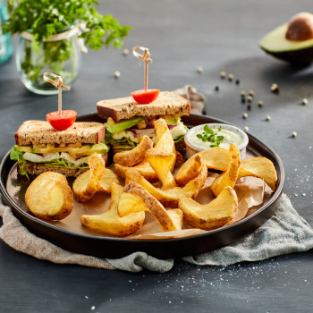 SIDEWINDERS ® fries with avocado toast